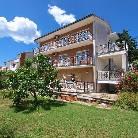 Apartments Josip 74 Пула Екстер'єр фото