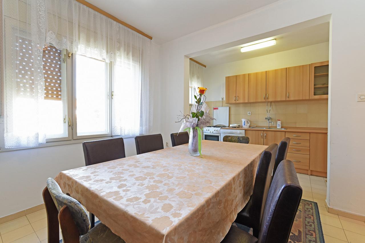 Apartments Josip 74 Пула Екстер'єр фото