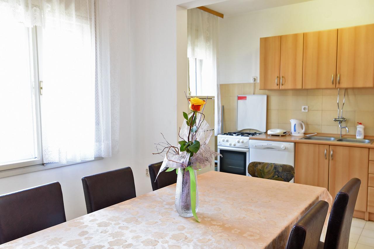 Apartments Josip 74 Пула Екстер'єр фото