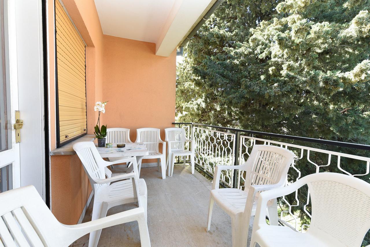 Apartments Josip 74 Пула Екстер'єр фото