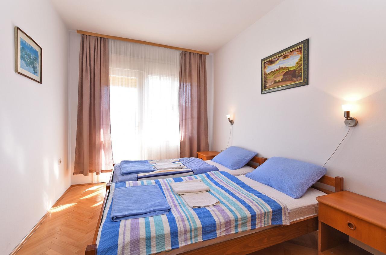 Apartments Josip 74 Пула Екстер'єр фото