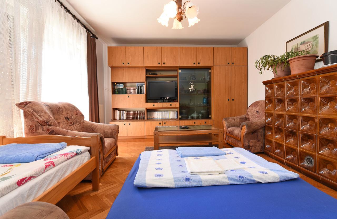 Apartments Josip 74 Пула Екстер'єр фото