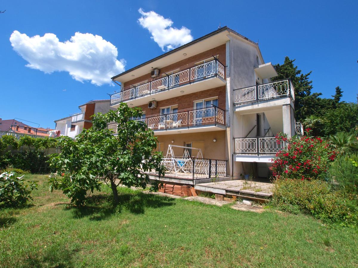 Apartments Josip 74 Пула Екстер'єр фото